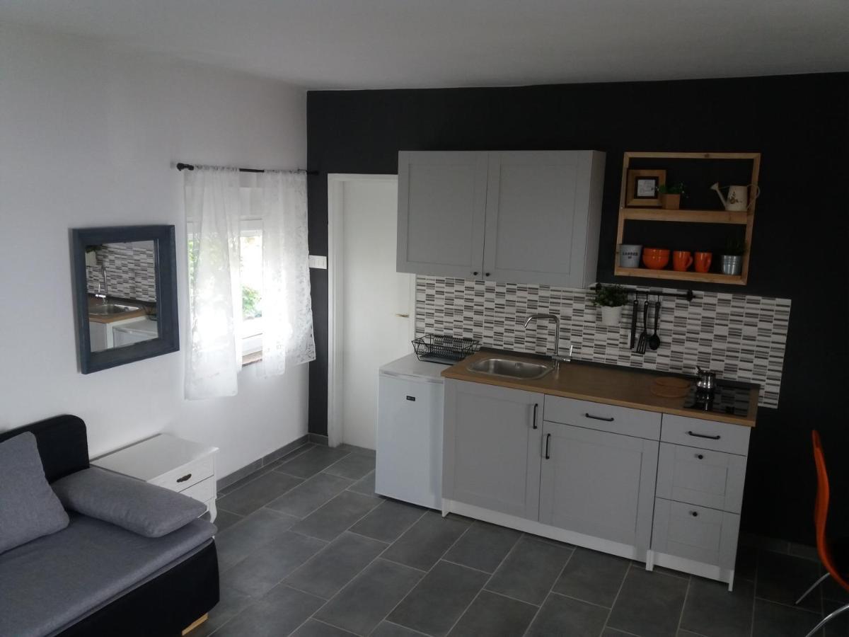 Апартаменты Nina Seaview Нови-Винодолски Экстерьер фото