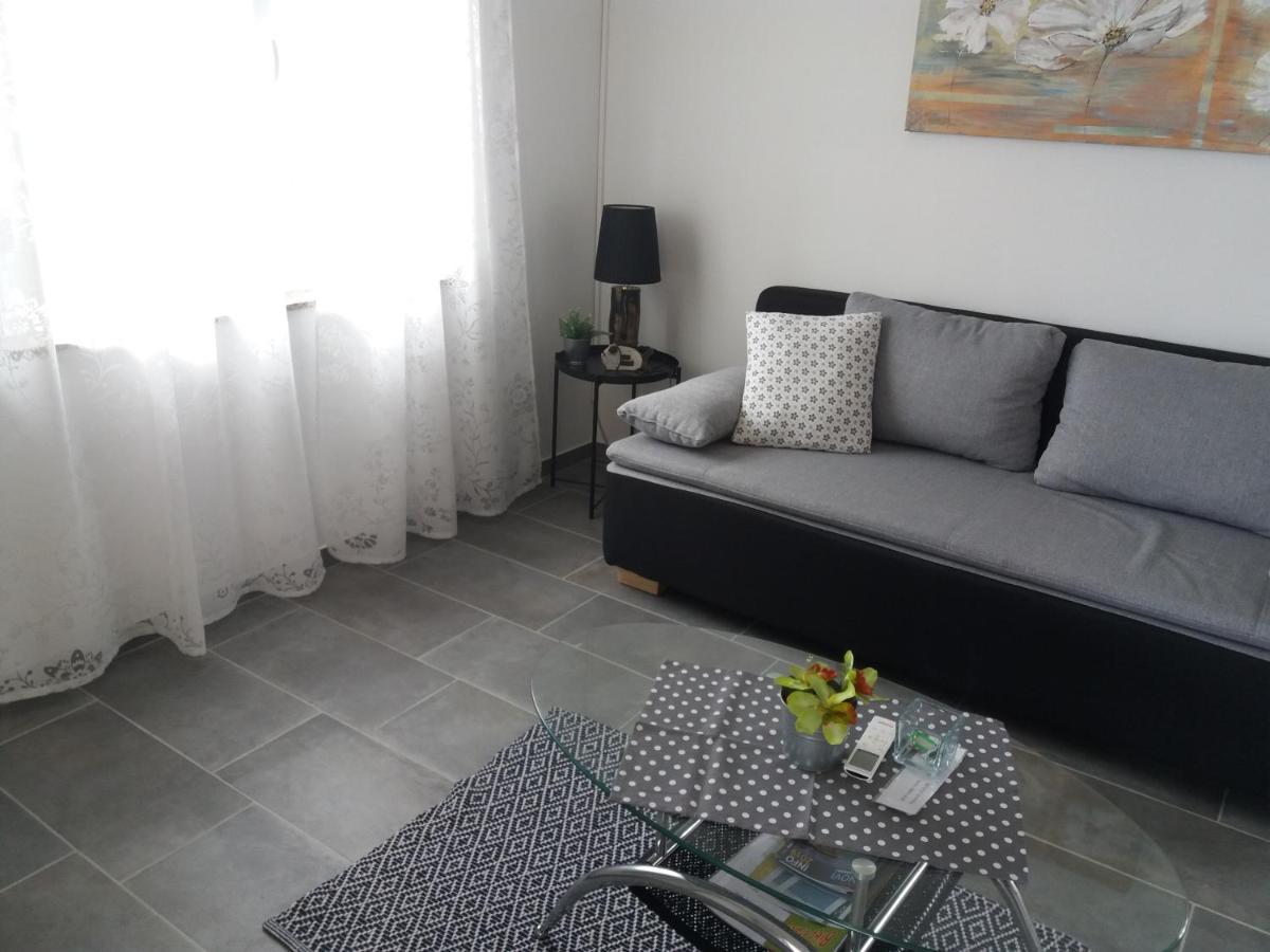 Апартаменты Nina Seaview Нови-Винодолски Экстерьер фото