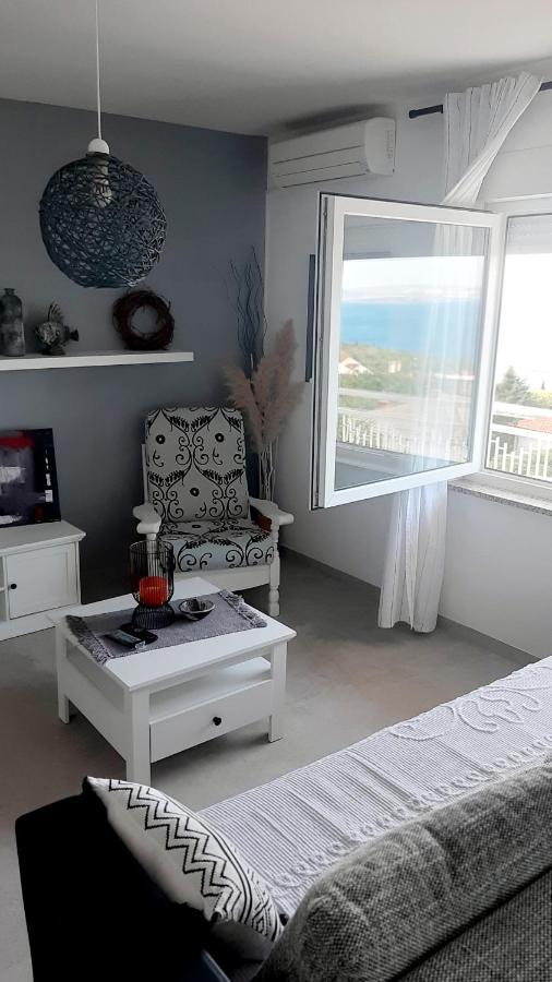 Апартаменты Nina Seaview Нови-Винодолски Экстерьер фото